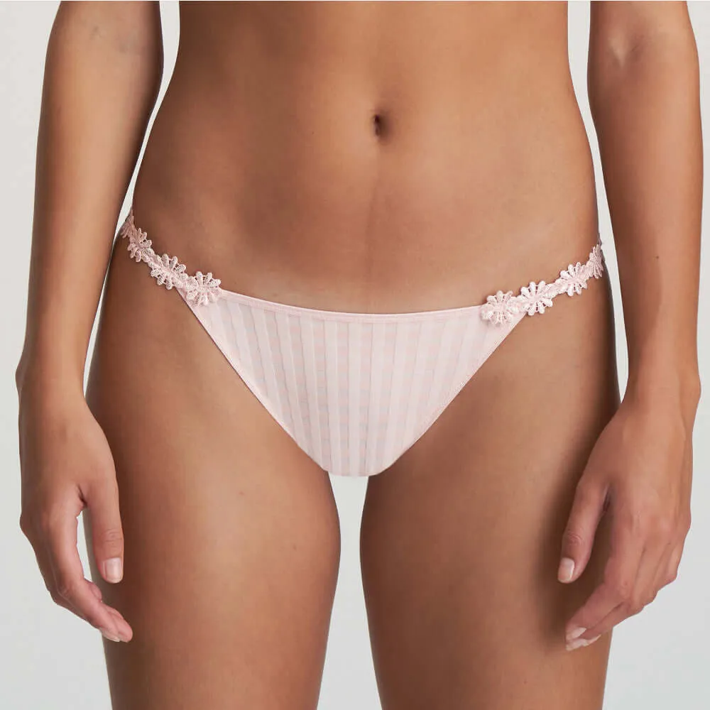 Avero Low Waist Brief in Caffe Latte