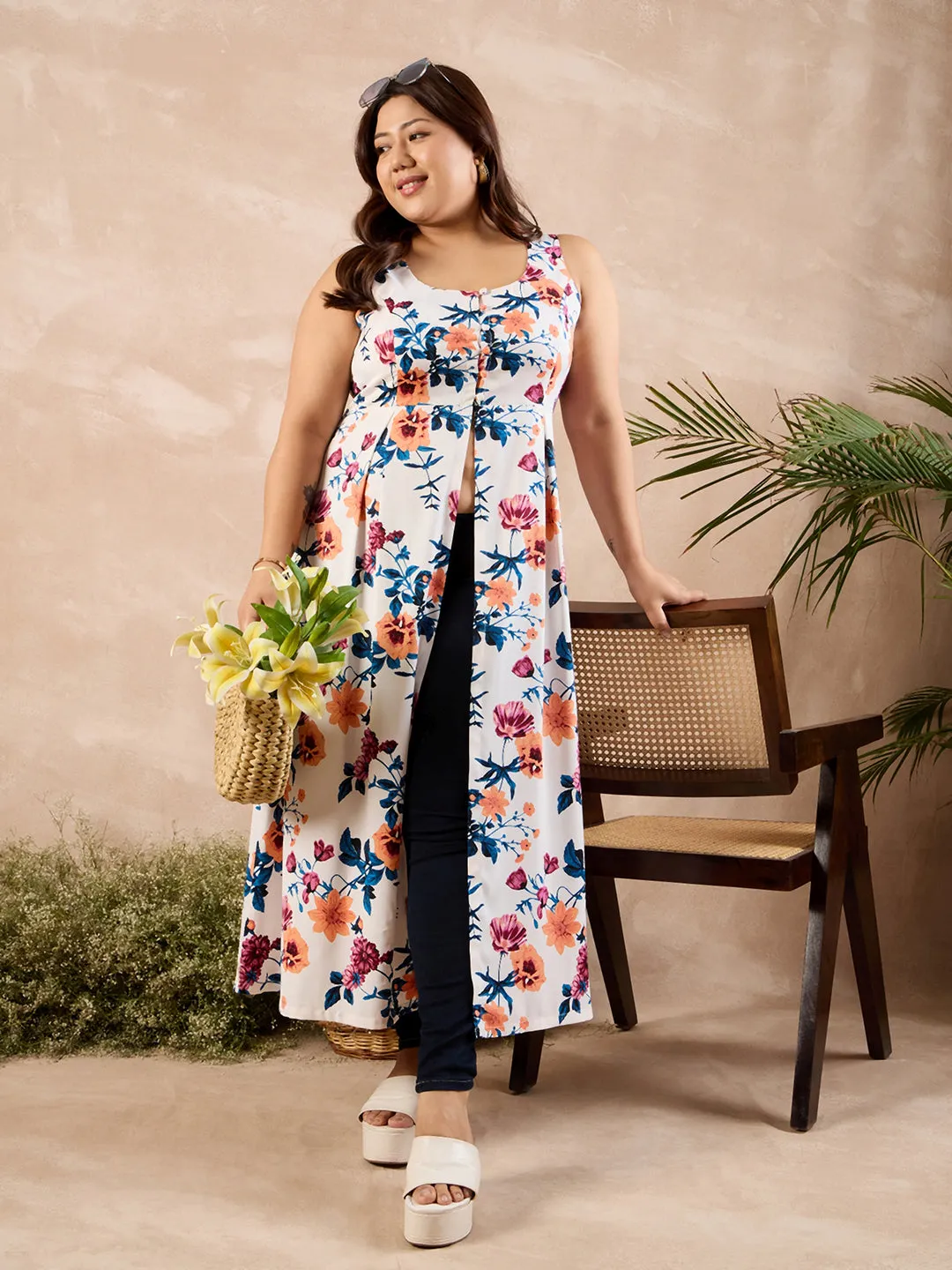 Berrylush Curve White Round Neck Floral Print A-Line Calf Length Kurta